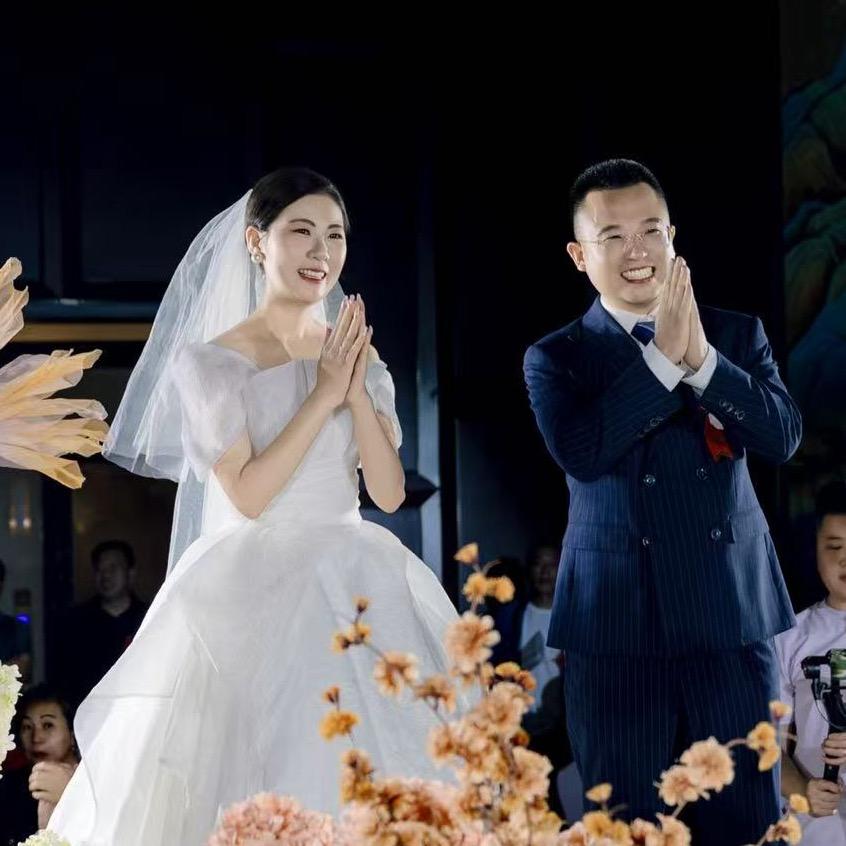 程瑶夫妇向上生长（读书）