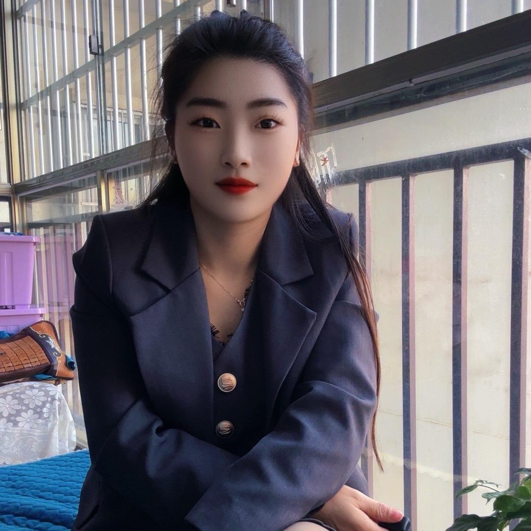 专业美缝小何（小号）