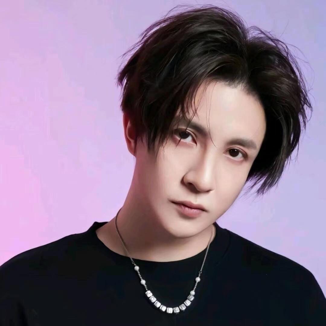 假正经先生⁰⁷⁰⁷