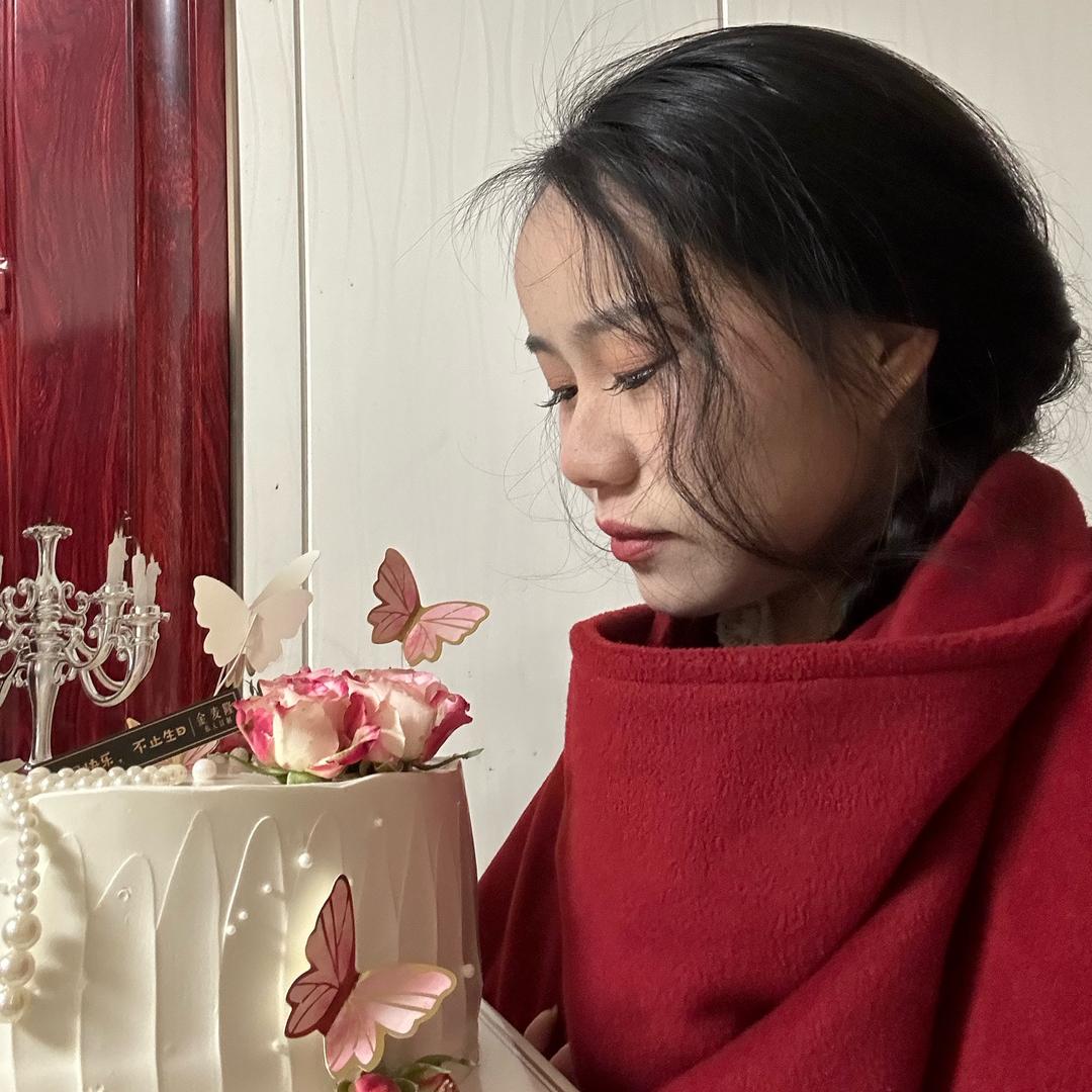 小墨墨