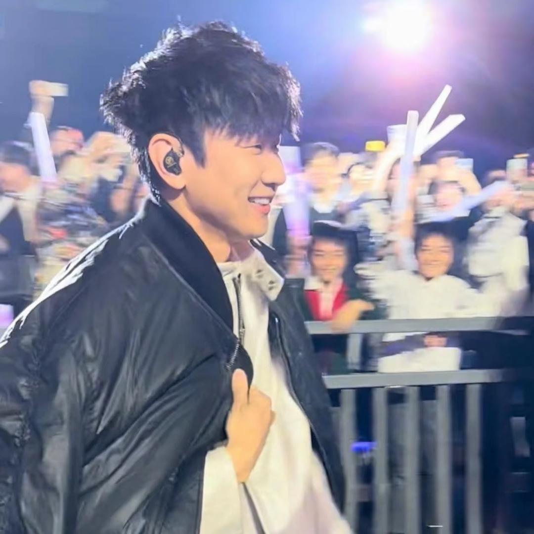 屁里带毒蹦谁谁无