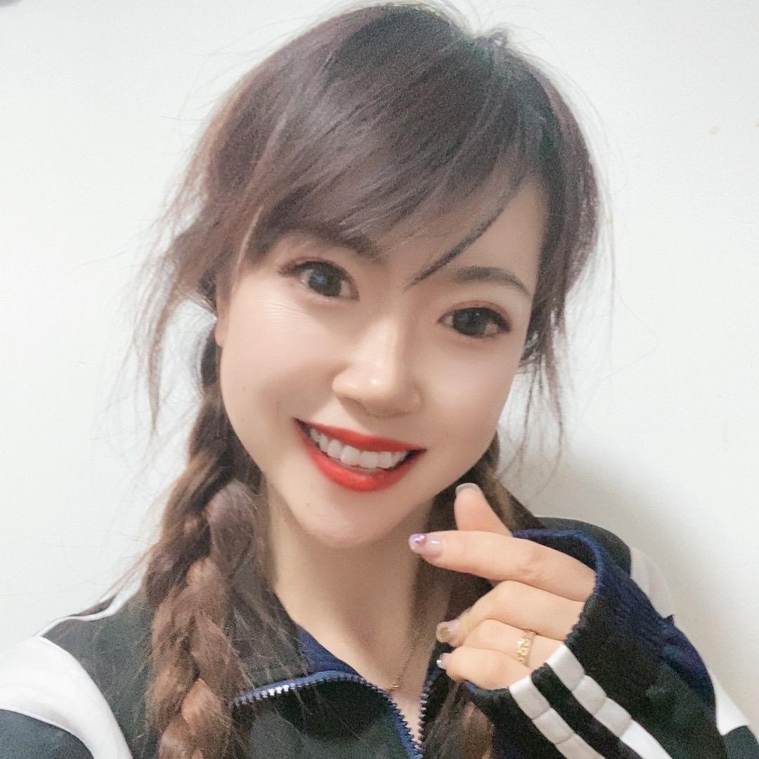 老河口市小吕娜娜鞋服店