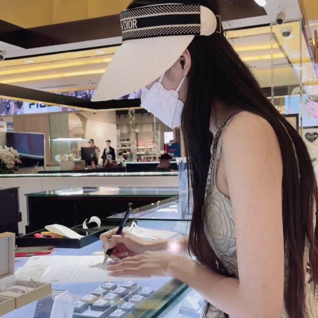 Yuxi.🦋