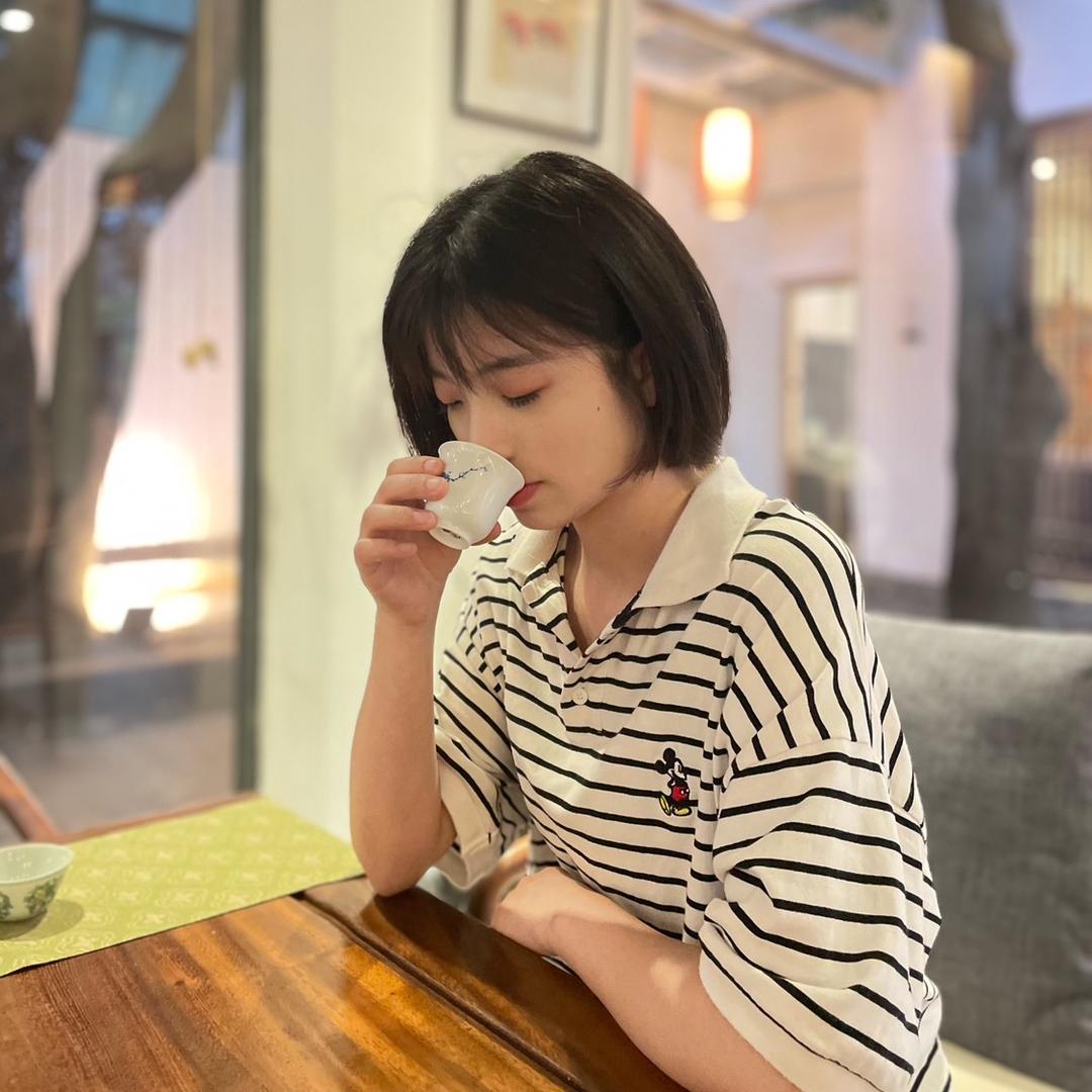 盐港酒业（兴港店）