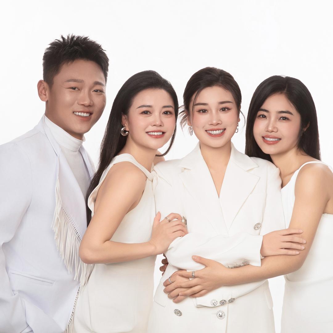 四姐妹👭⁵²³⁴9.27号周年庆