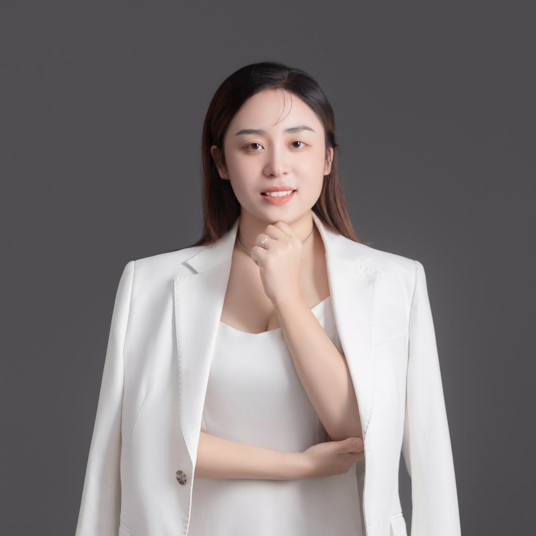 李月英