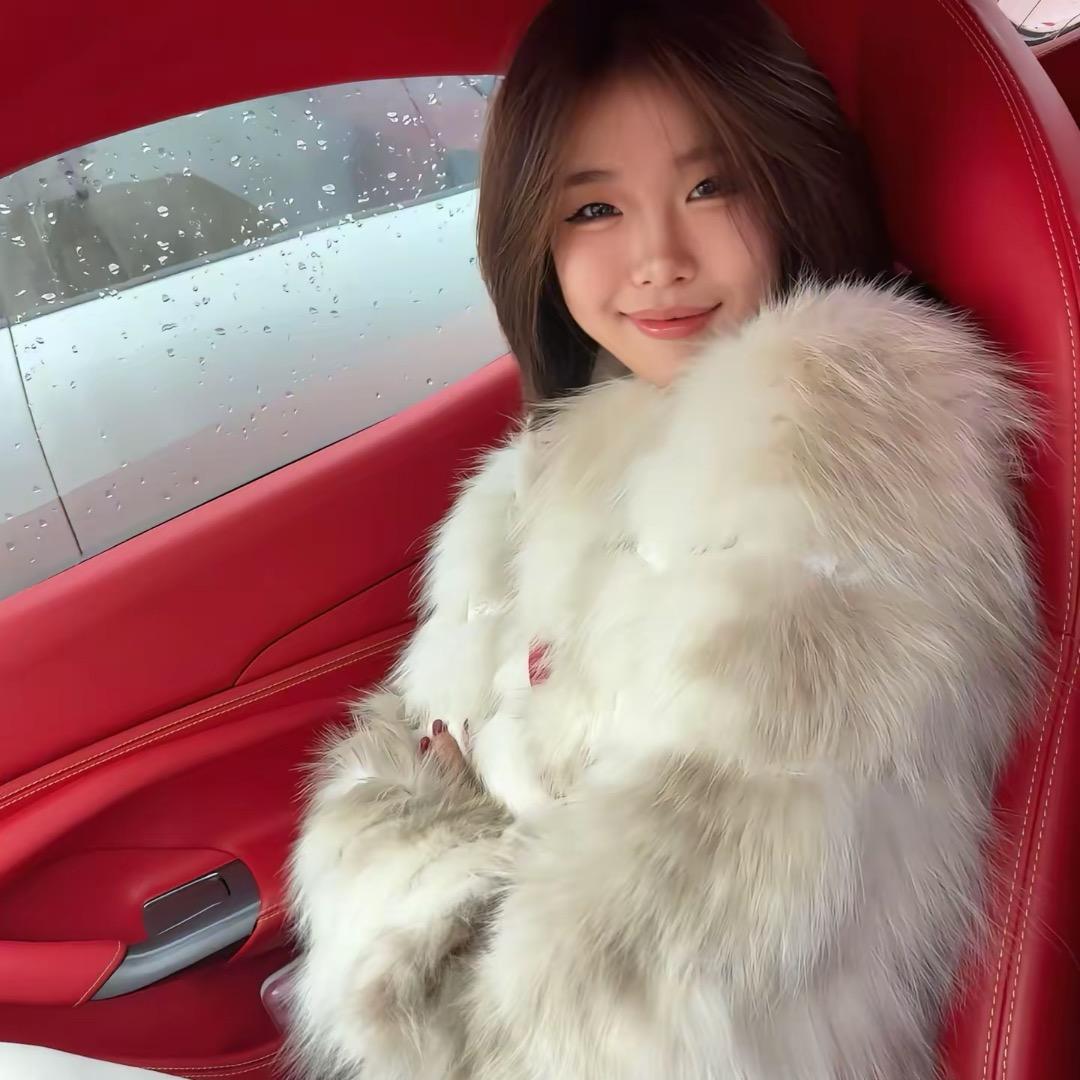 尹千金直播甄选👗