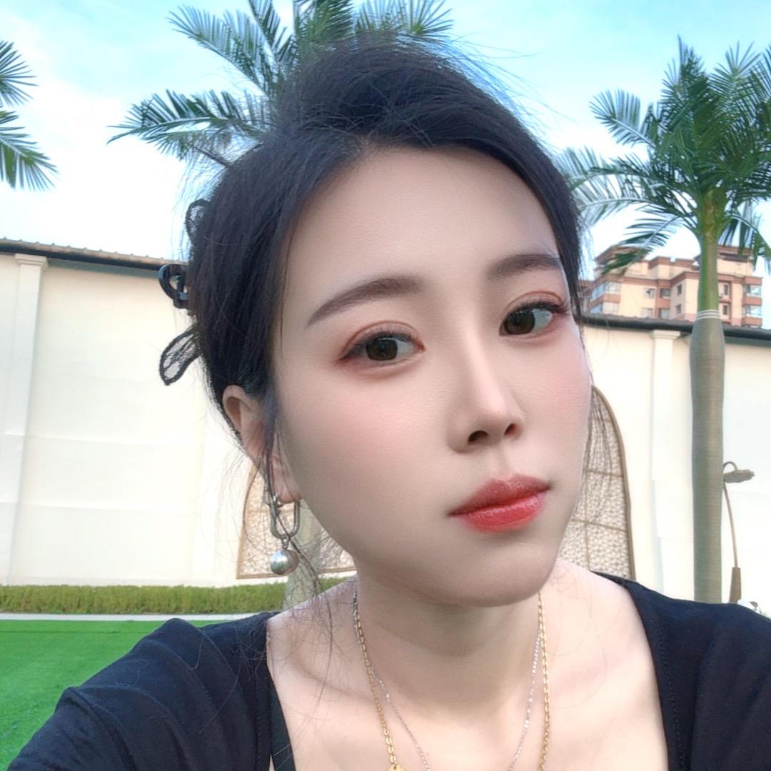 小妖精🧚‍♀️