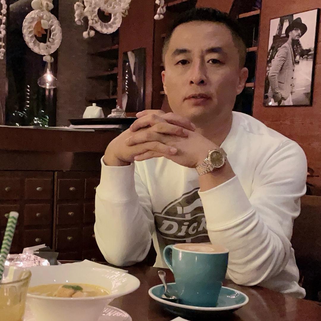 程敬辉76年的龙