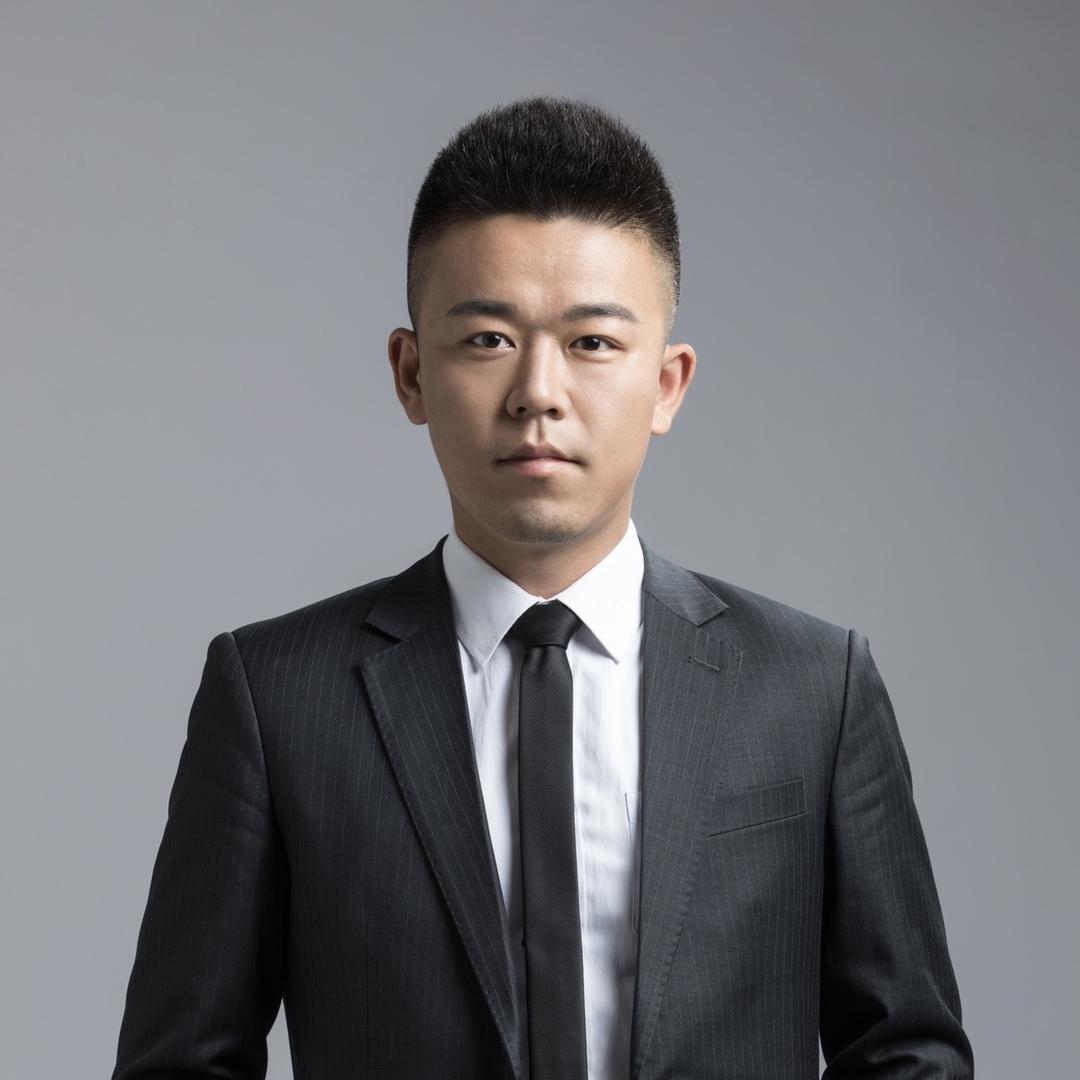 杨弘亿进出口车