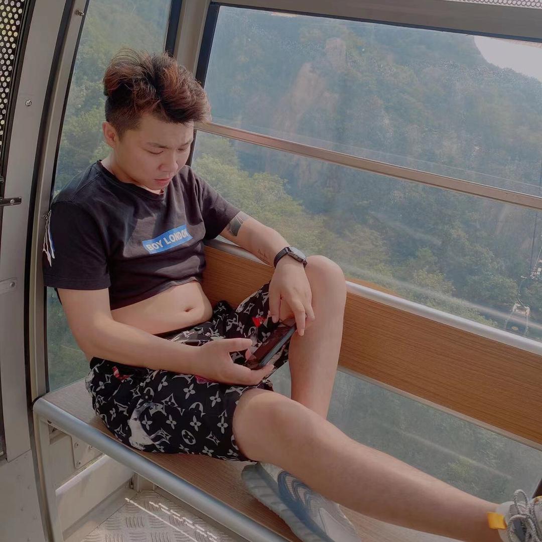 💢💢不语💢💢