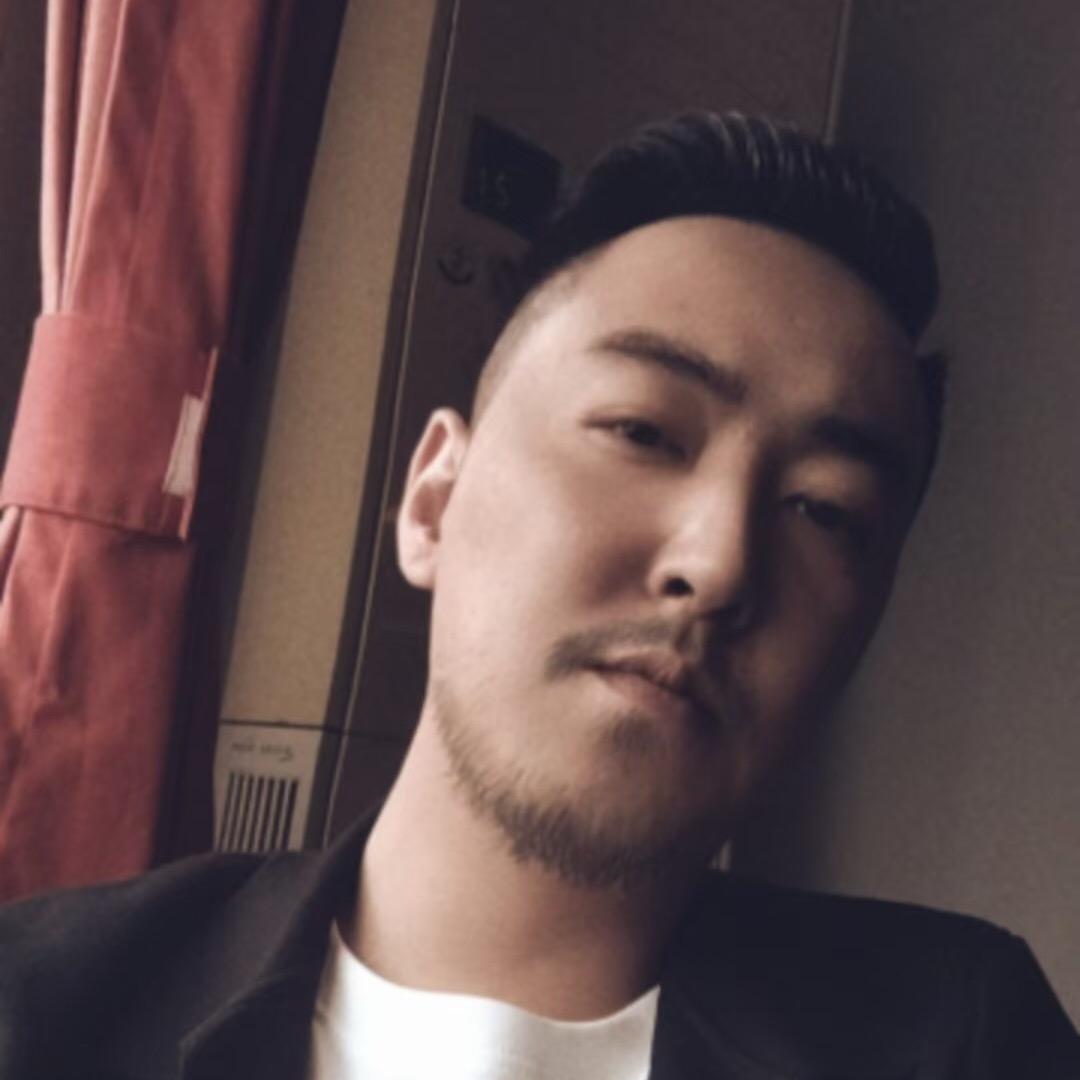 陆远倾听电台（诚玮宁百货）