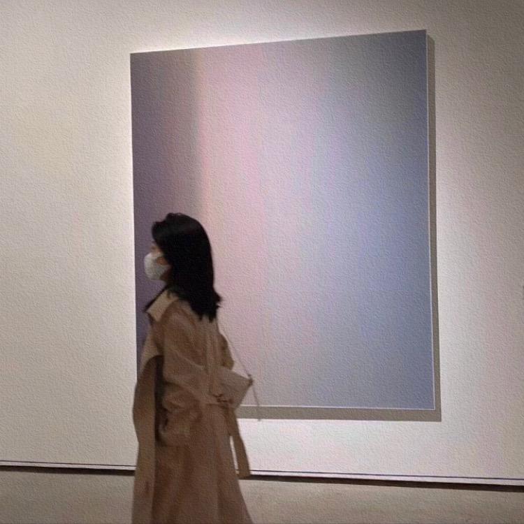 风趣又端庄