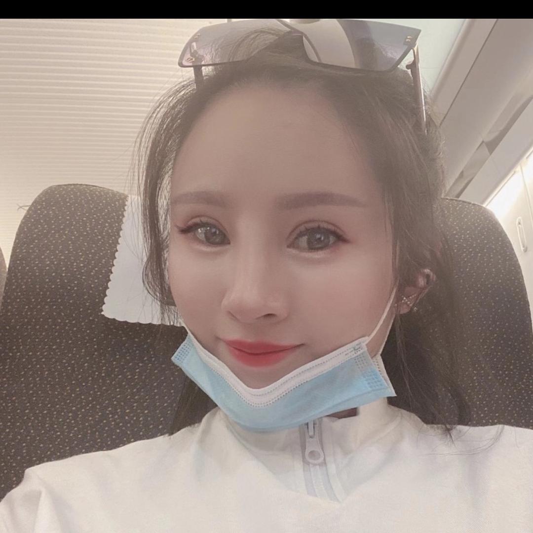 贾娜娜