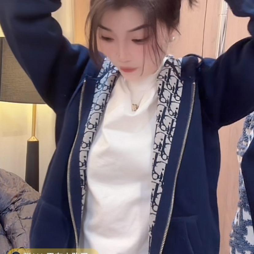 芒果里女装