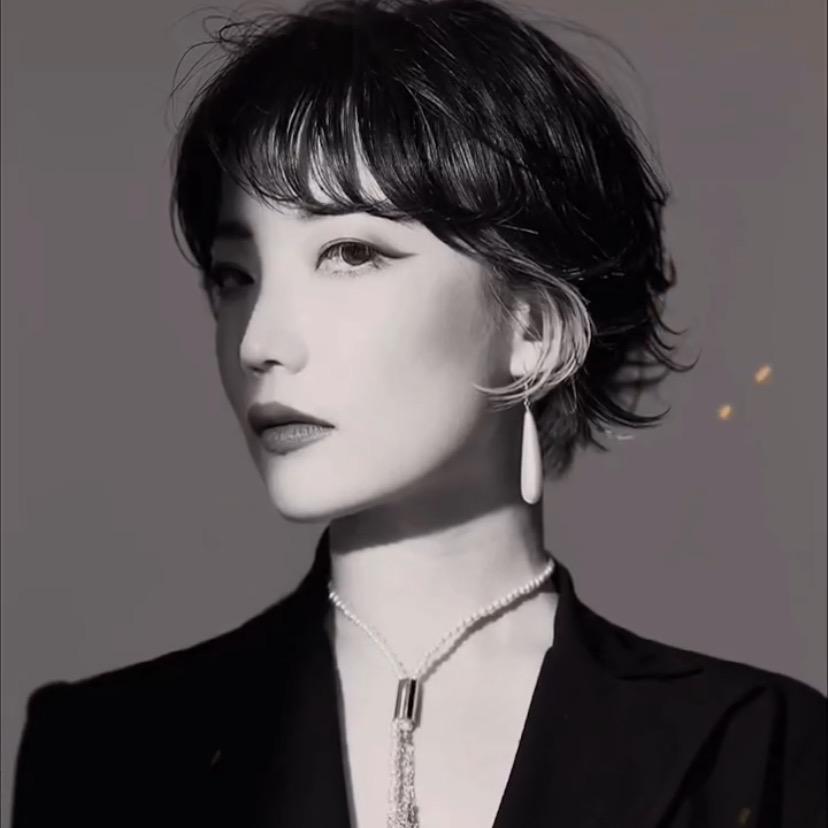 魏欣•名仕私人订制