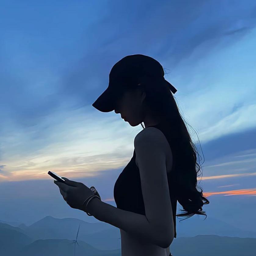 䅷     .       ღ