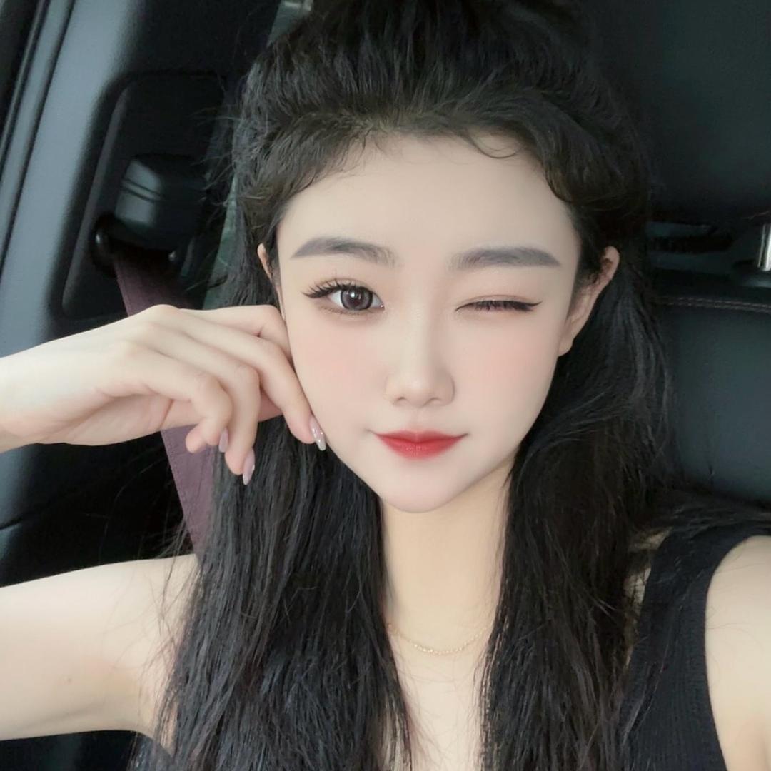 鑫鑫.