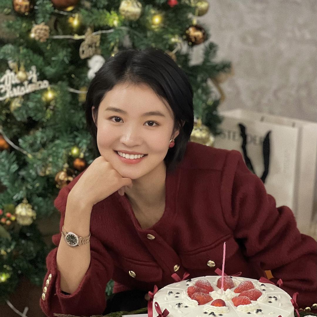 甜甜老师讲文史