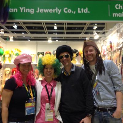 卡丝特倩影假发专卖店