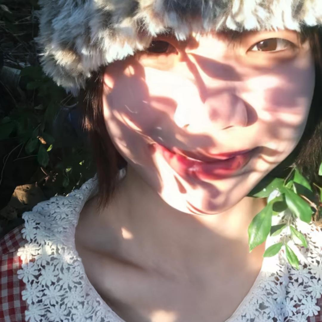 晚安彤子