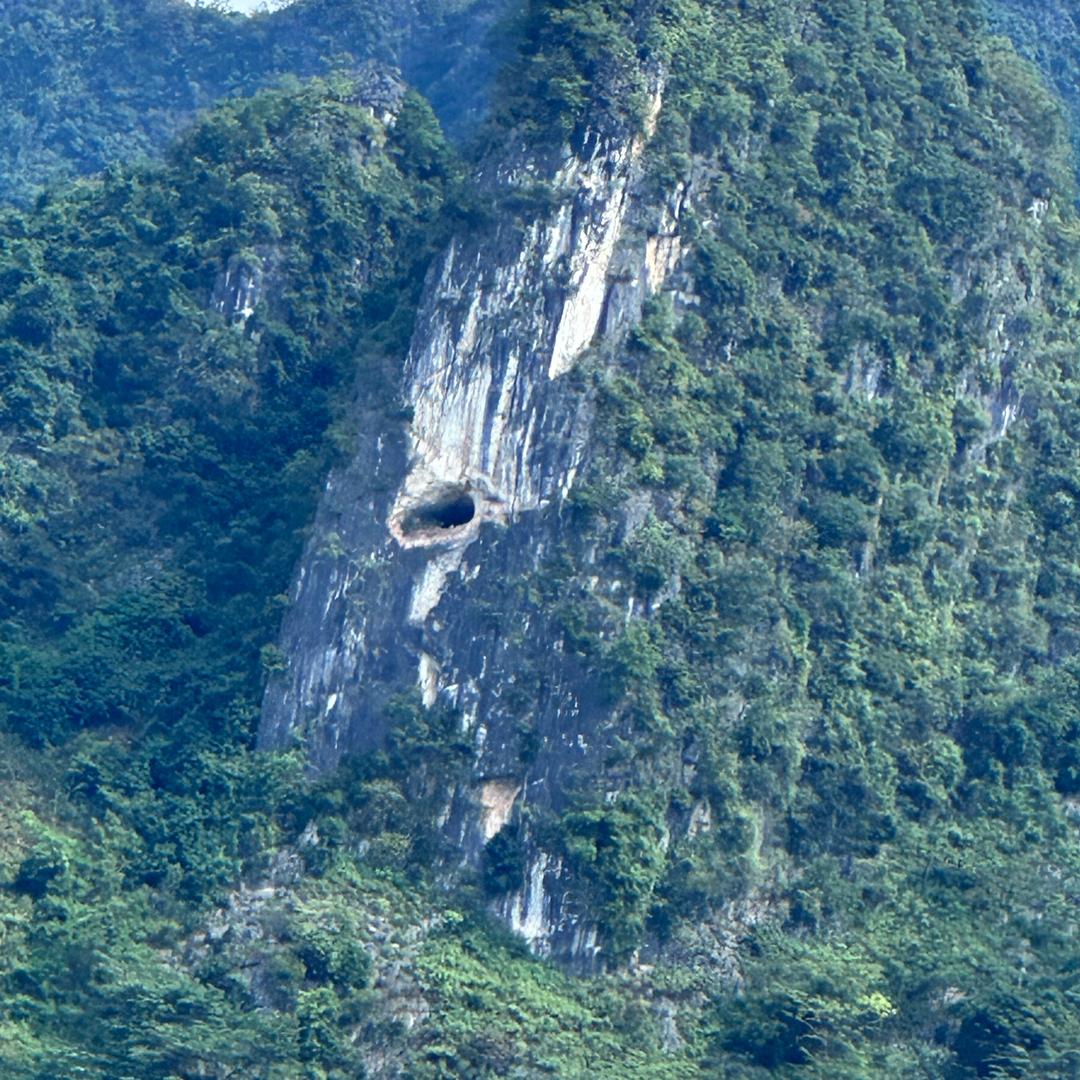 叭唧