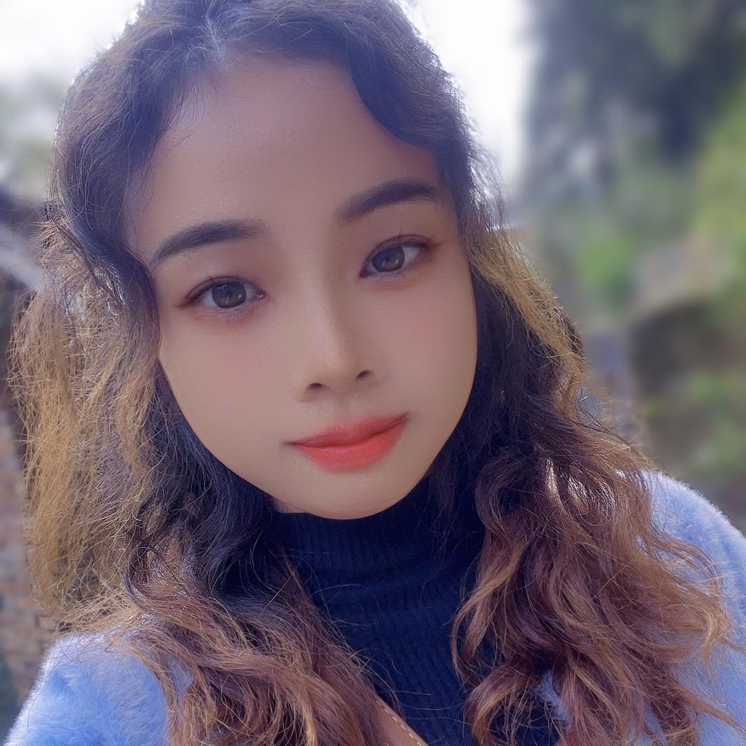 牛奶女🌸（小雨萌）