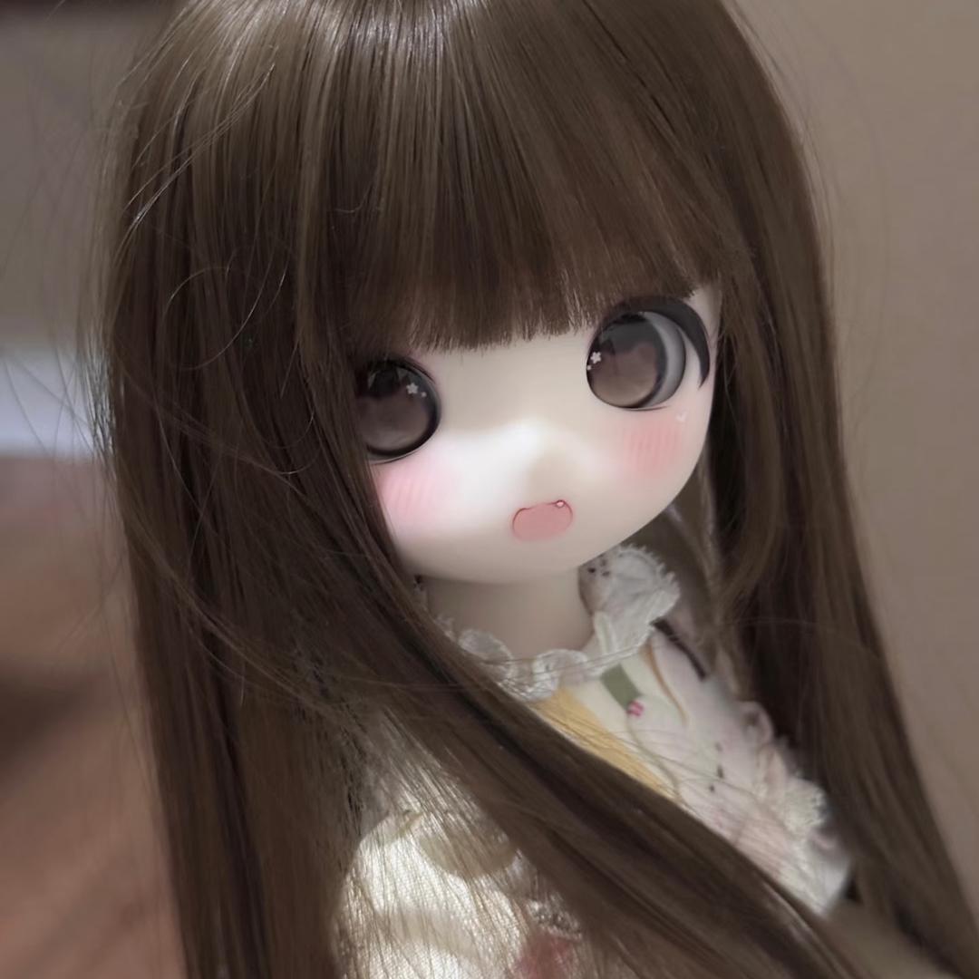 Dolltong