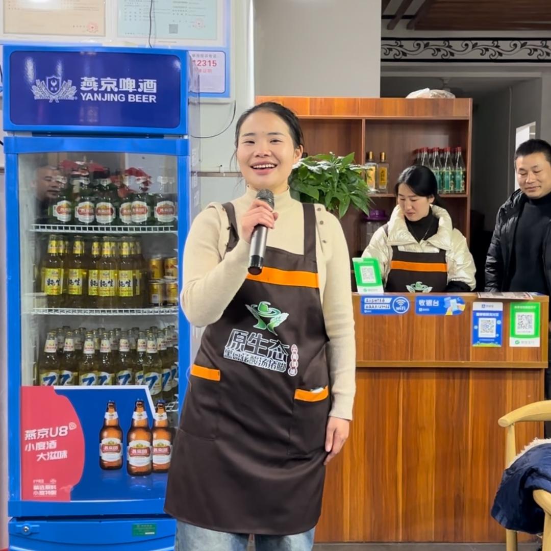 潘潘爱唱歌🎤@抖音