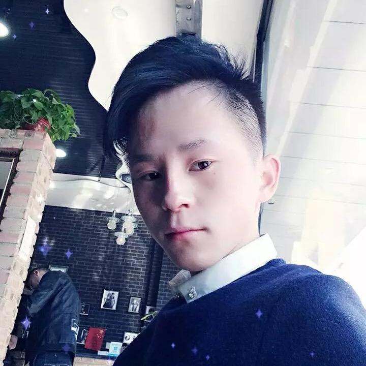 太原杏花岭新起点造型阿伟