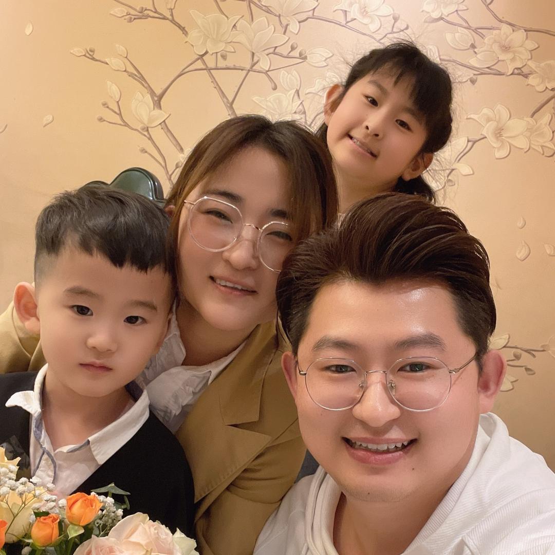 薇薇👨‍👨‍👧‍👦大欣哥🏘❤️