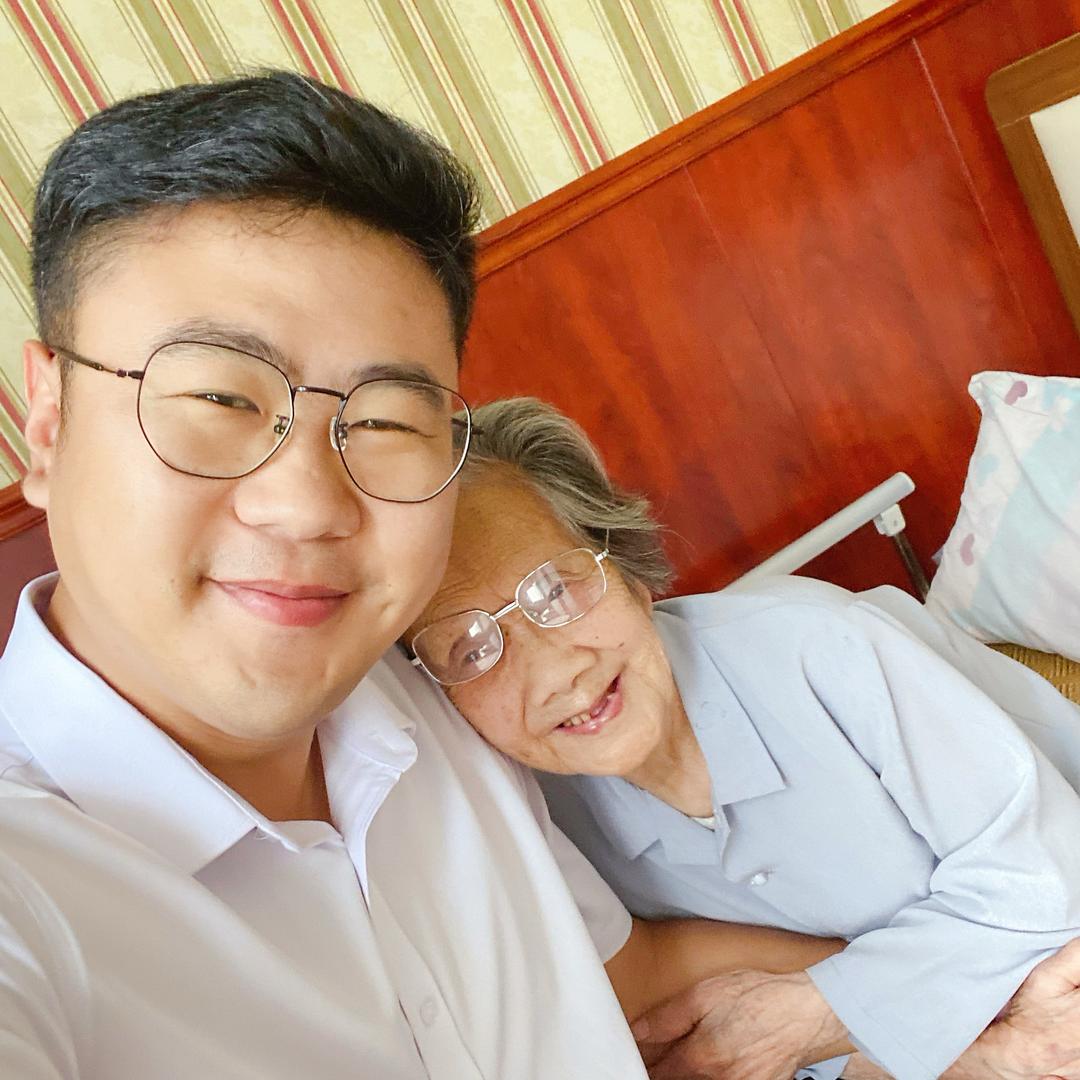 沈阳养老郭小宝