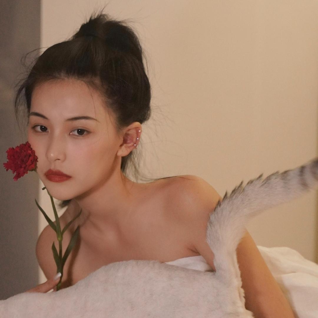 我是静静啊～