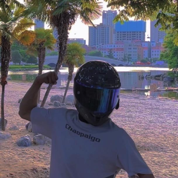 K总 🏍️