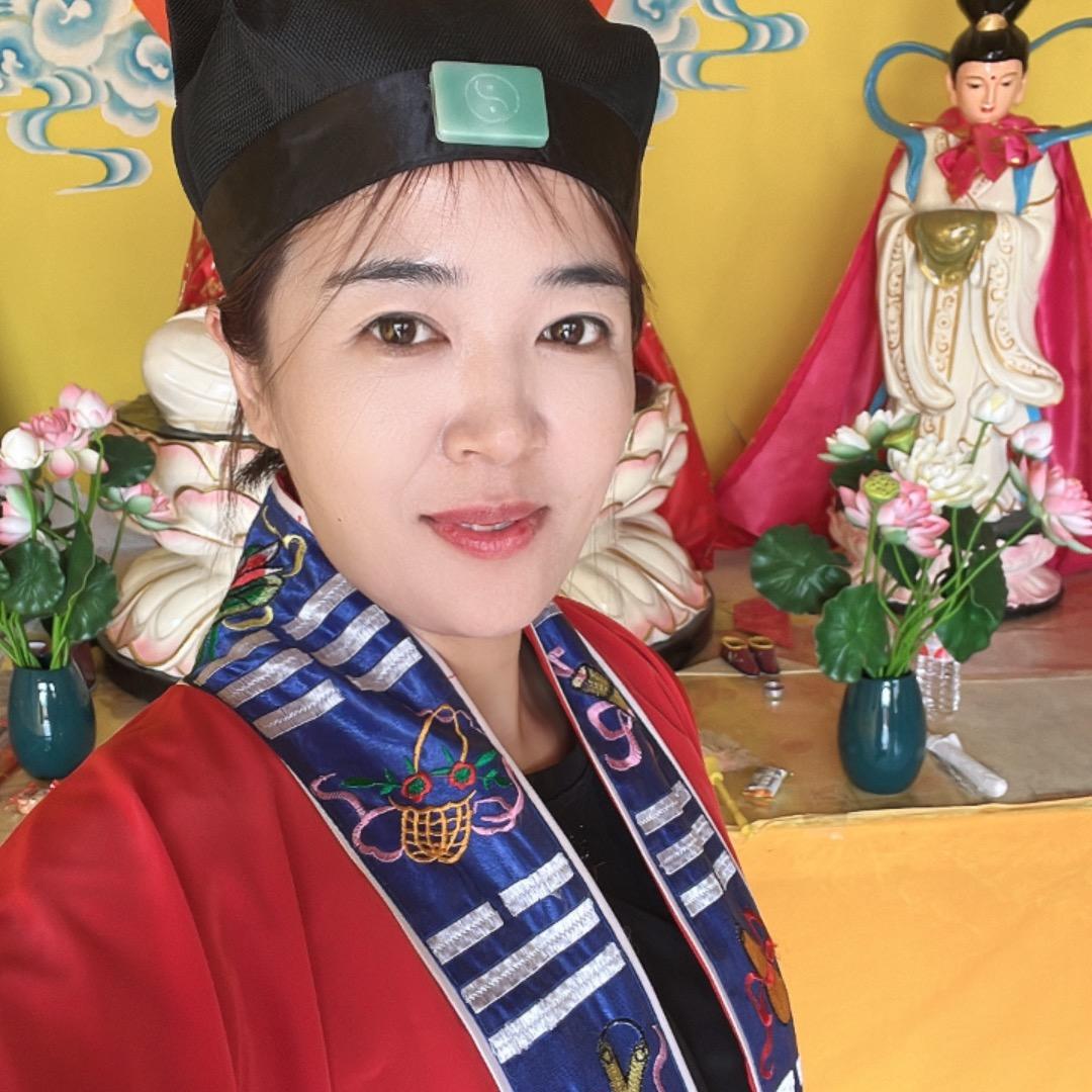 三旻