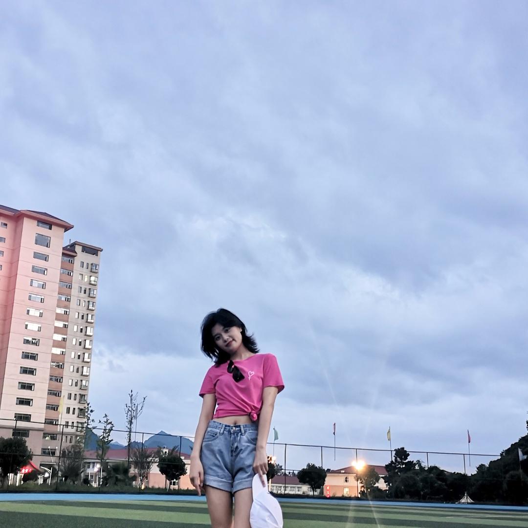 再睡十分钟😩