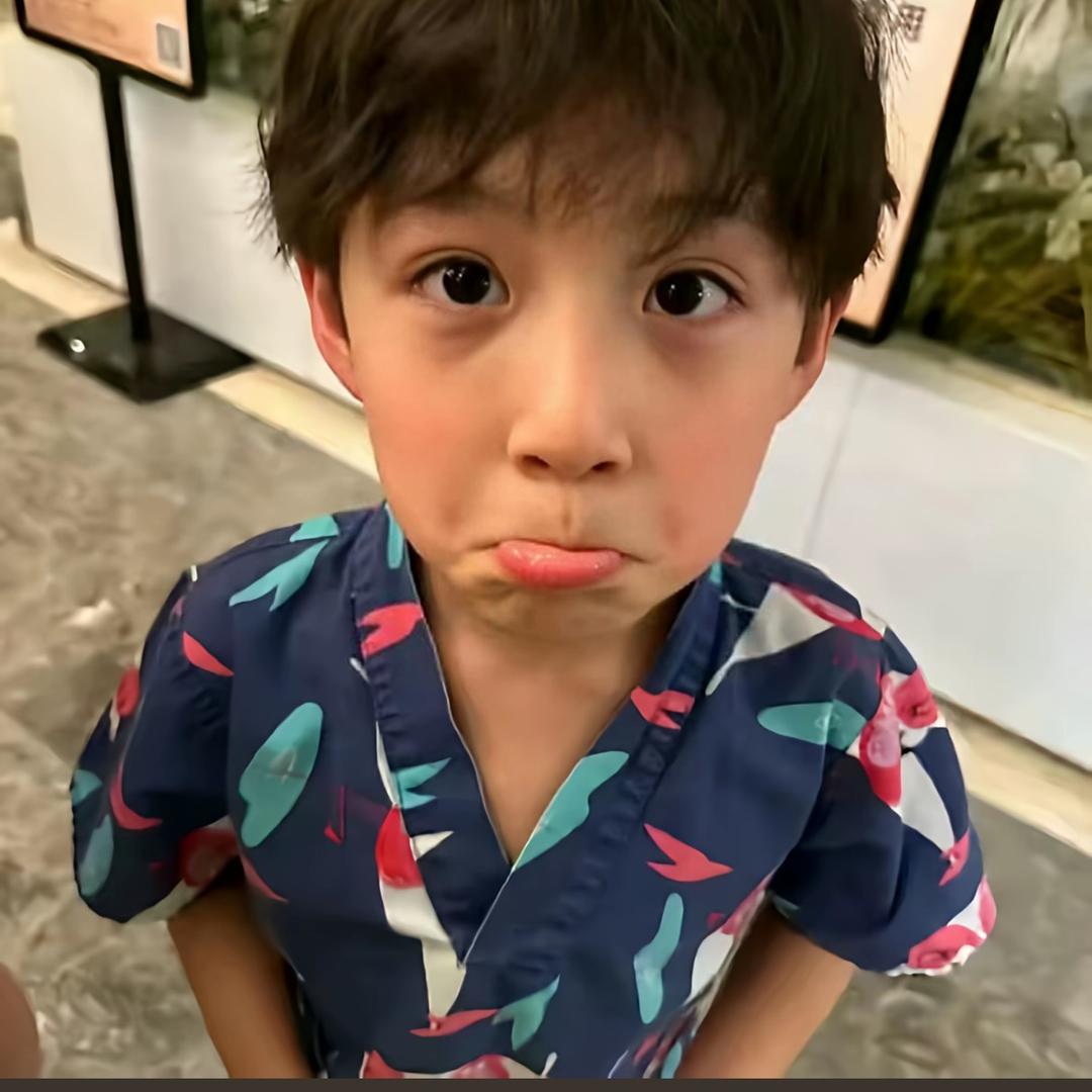 想做永远的小孩哥