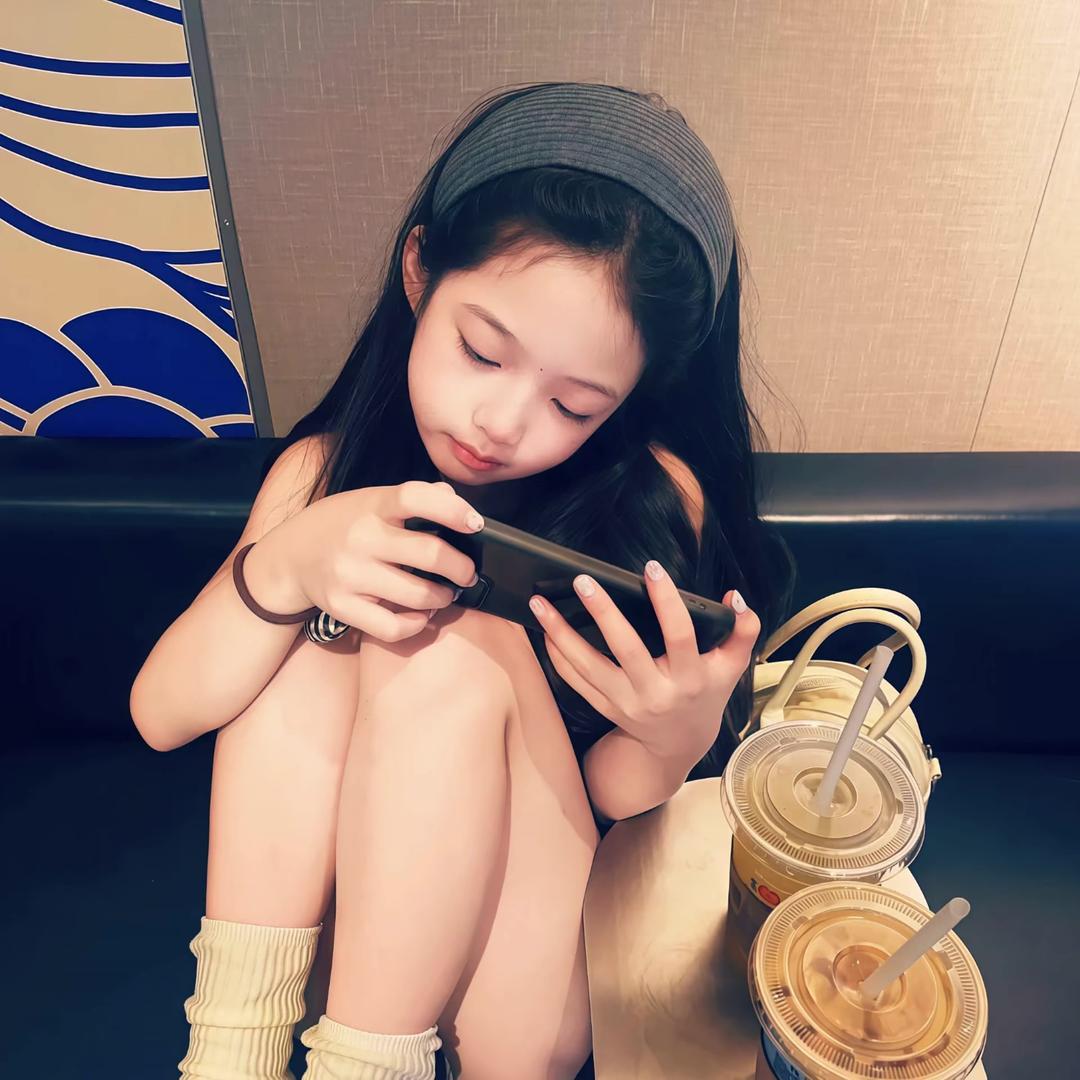 -欣美美