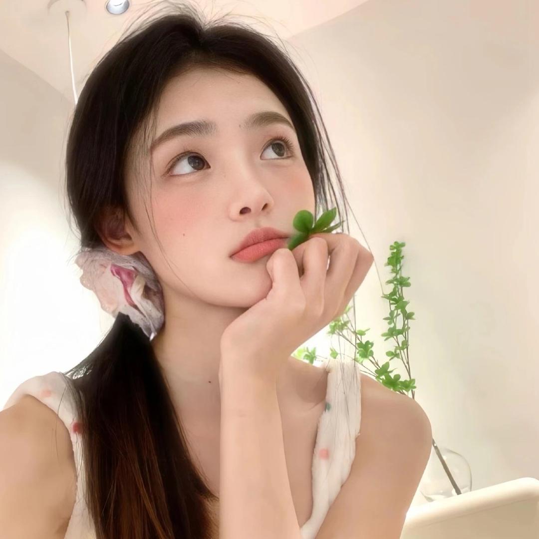 ᥫᩣ.。婷婷.