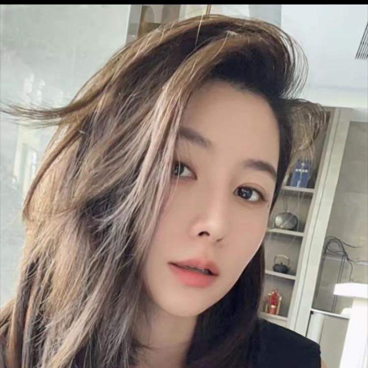 月月不吃鱼🌟甄选精品服饰