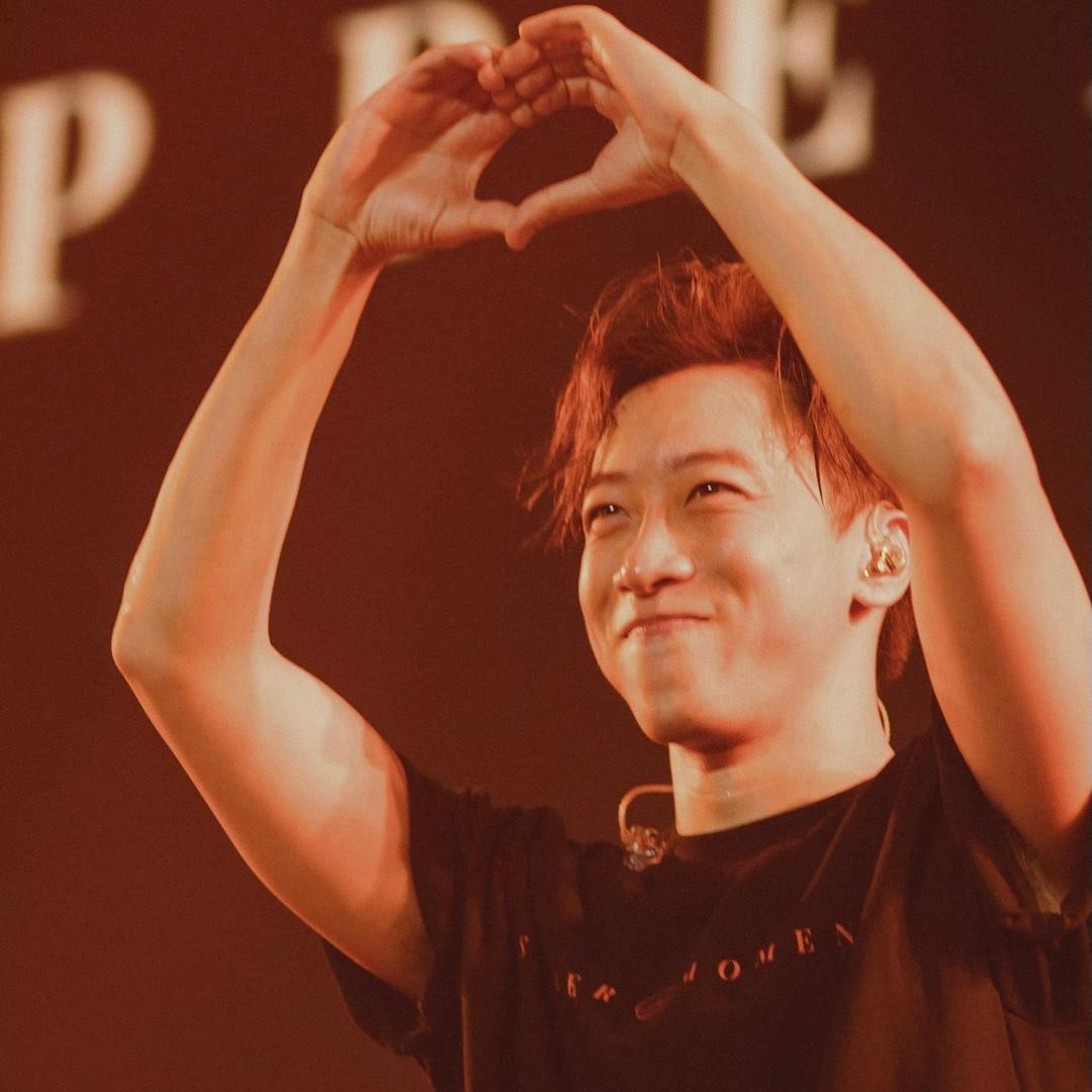 SupperMoment谢谢你啊世界