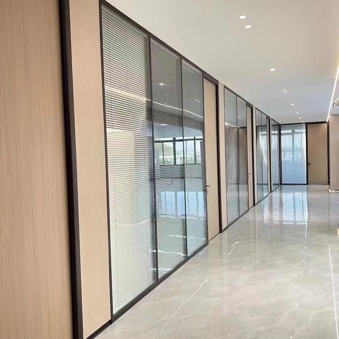 大疆铝业与门窗玻璃隔断