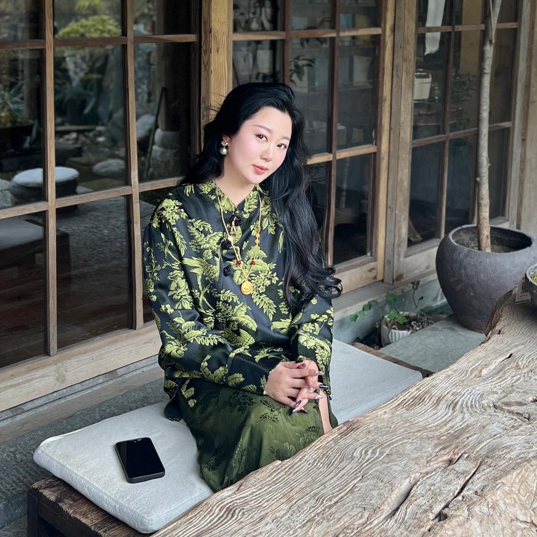 悦己美学融合空间莫莫