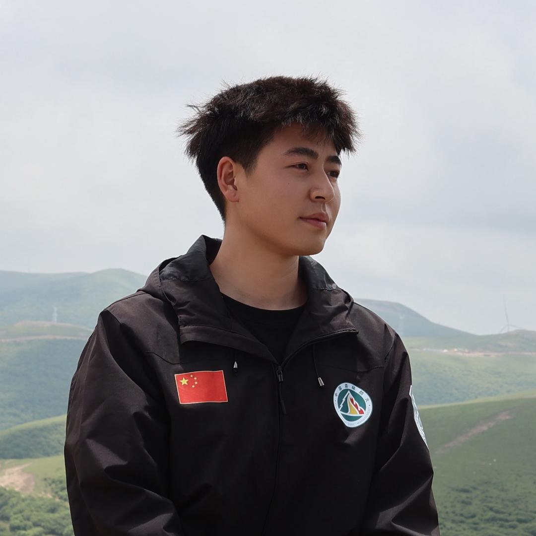 小钻风