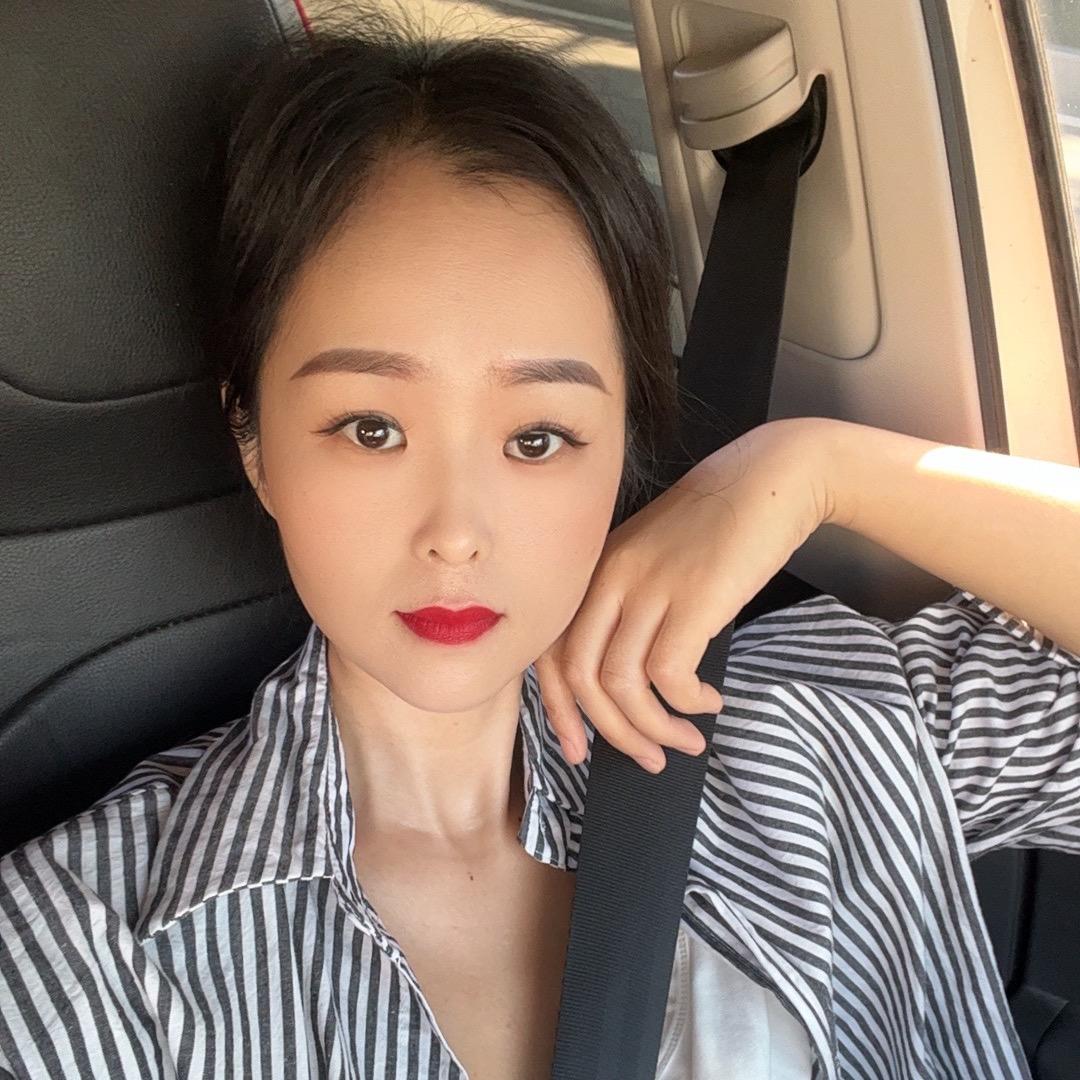 Miss许☘️