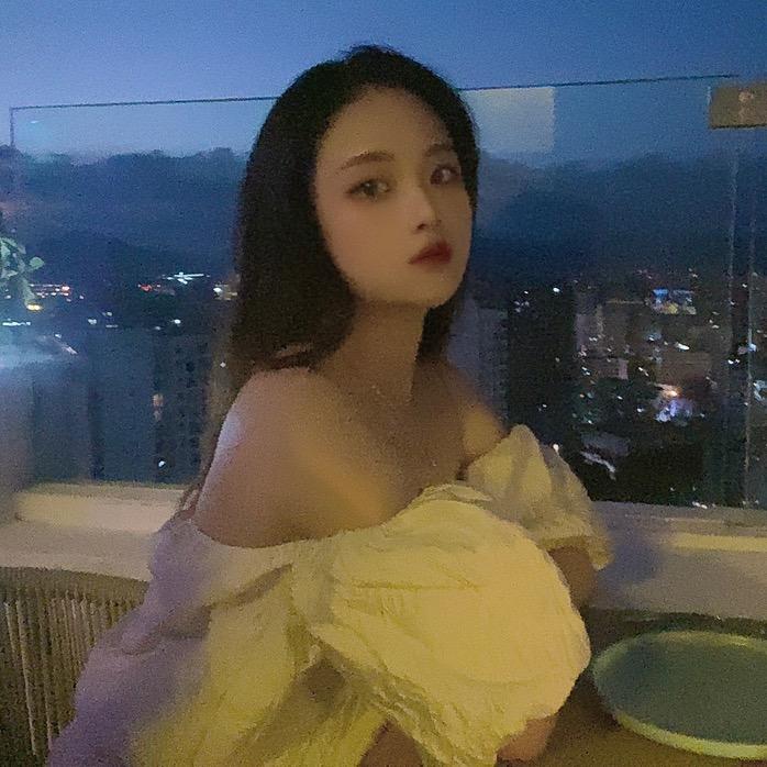 李小妞🧞‍♀️🧞‍♀️🧞‍♀️
