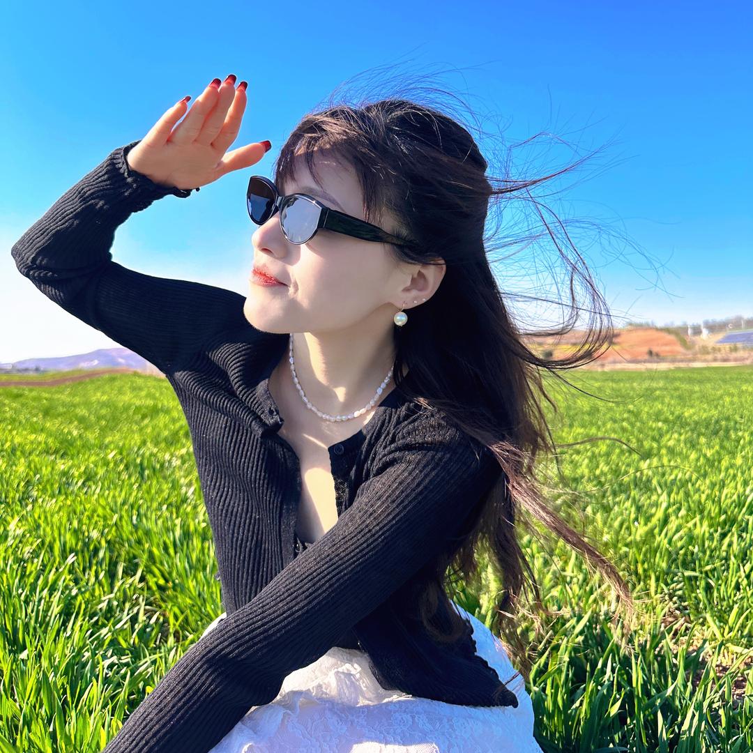 美女ᵉᵐᵒ不ᵉᵐᵒ🫣