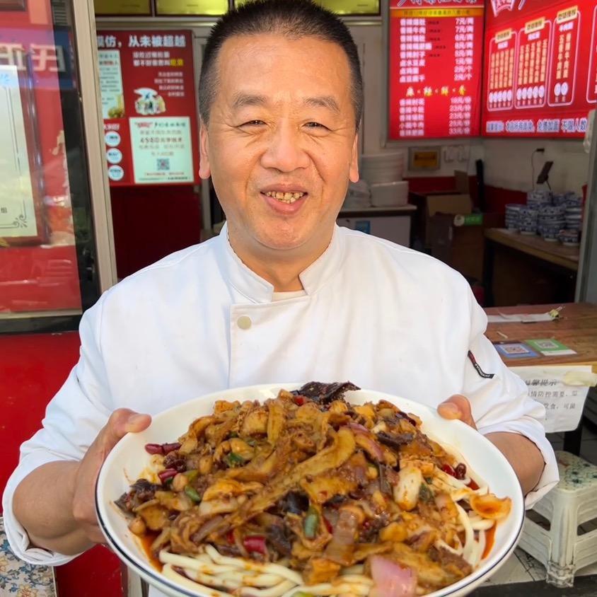 惠峰峰-西安爆肚面创始人
