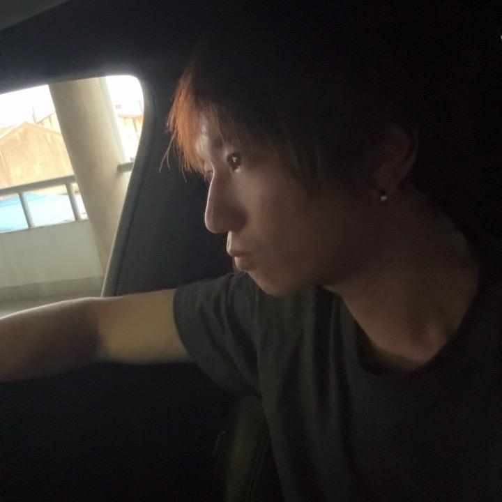 魔都jojo（luv）