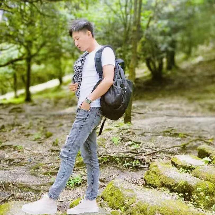 跑山阿谦